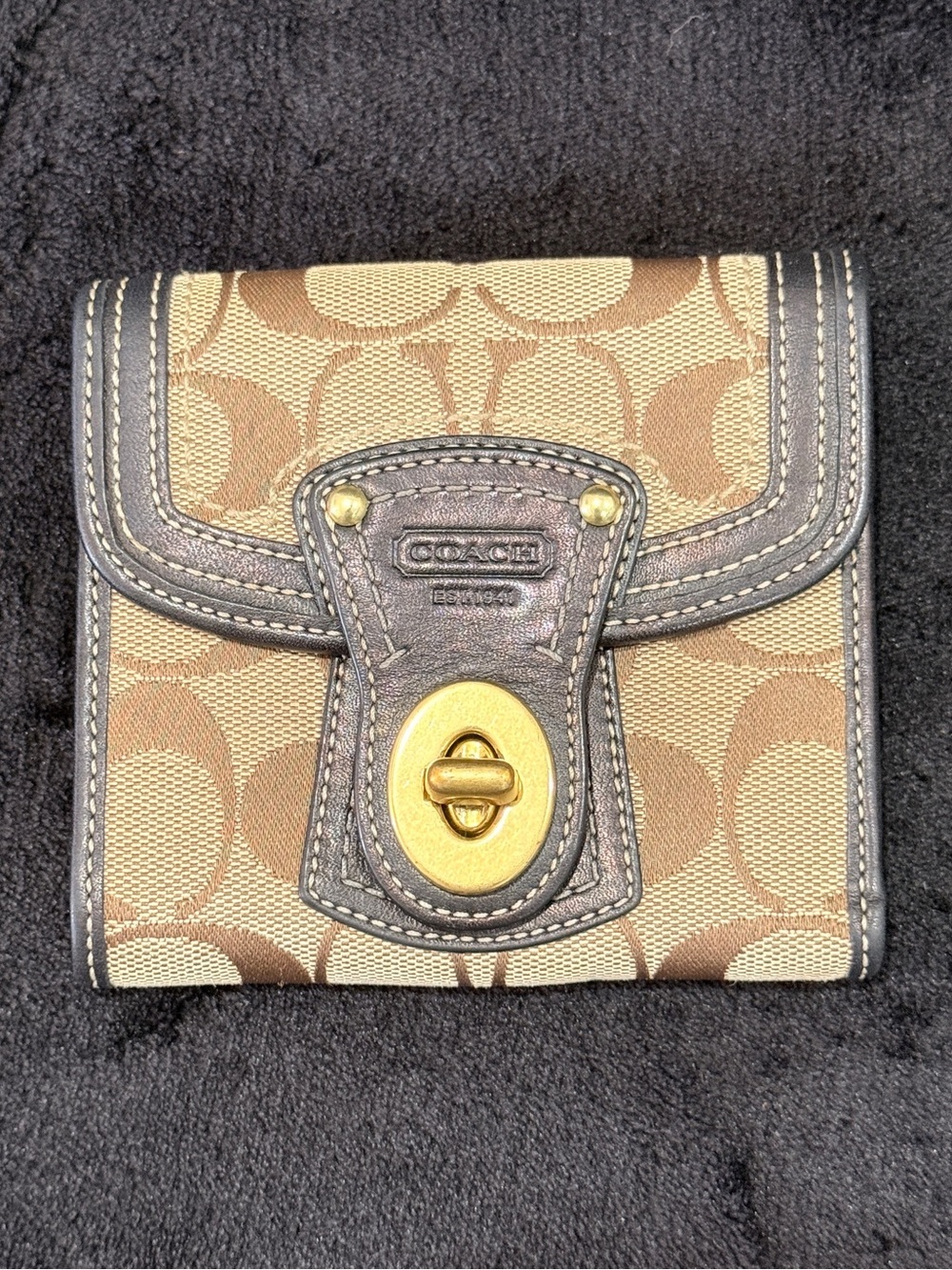 Coach Gigi Turnlock Trifold Signature C Jacquard Canvas Leather Trim Wallet